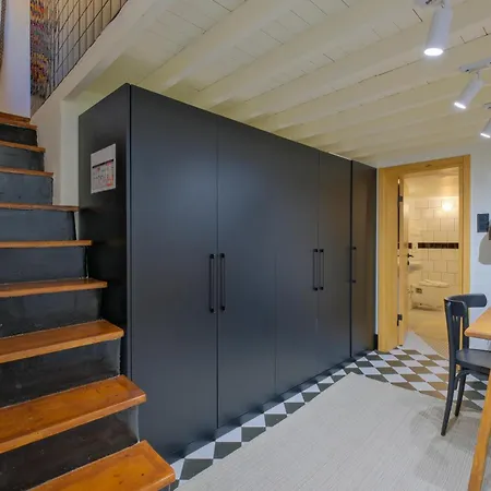 At The Heart Of - Piccolo House *