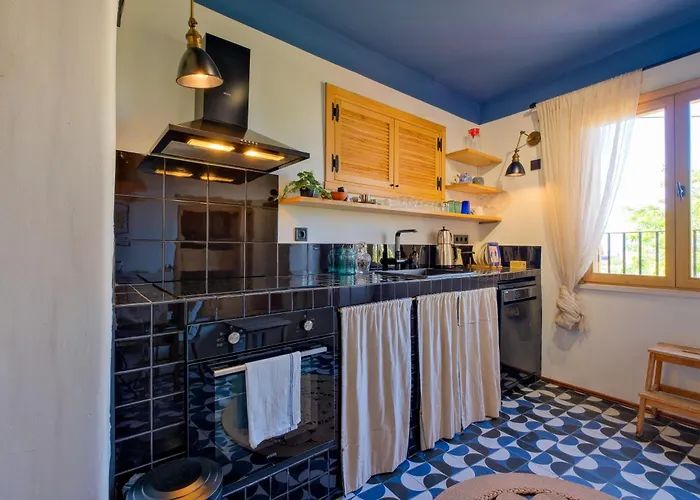 At The Heart Of - Piccolo House *